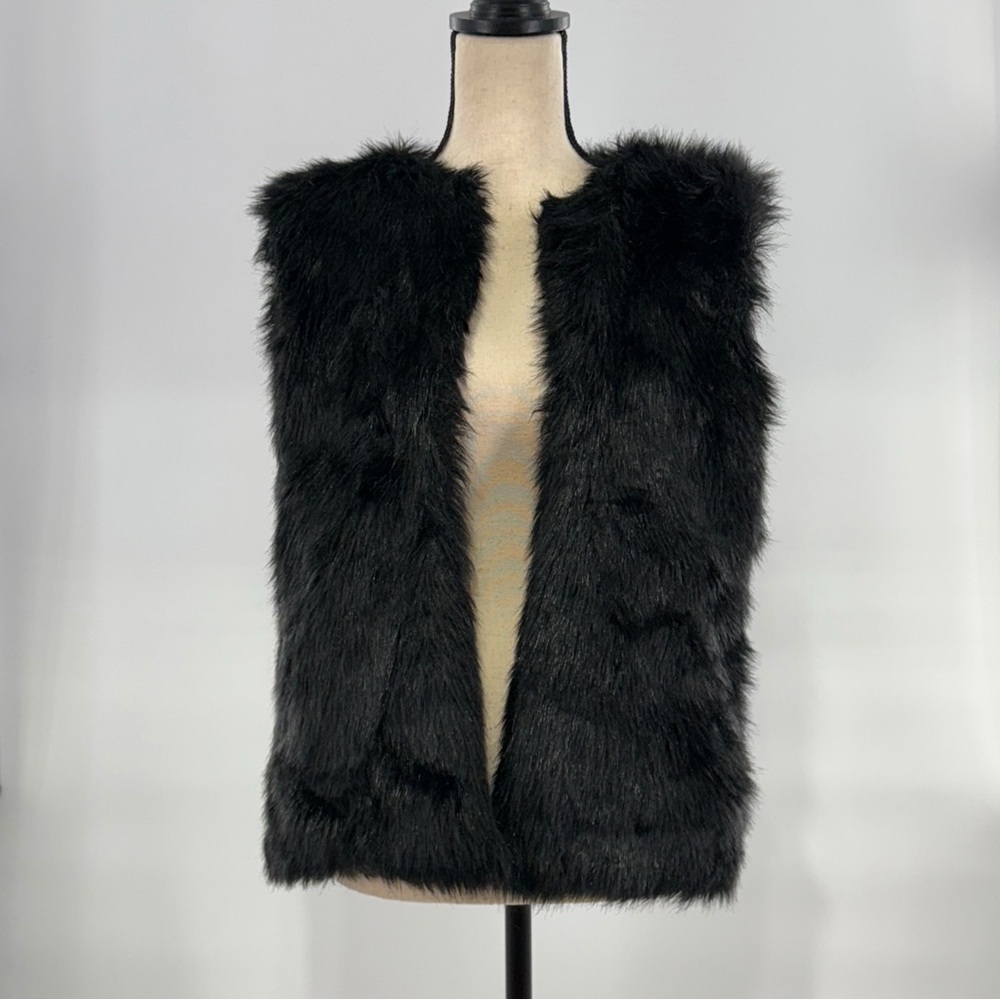 NC International Concepts Black Faux Fur Sweater Vest S/M